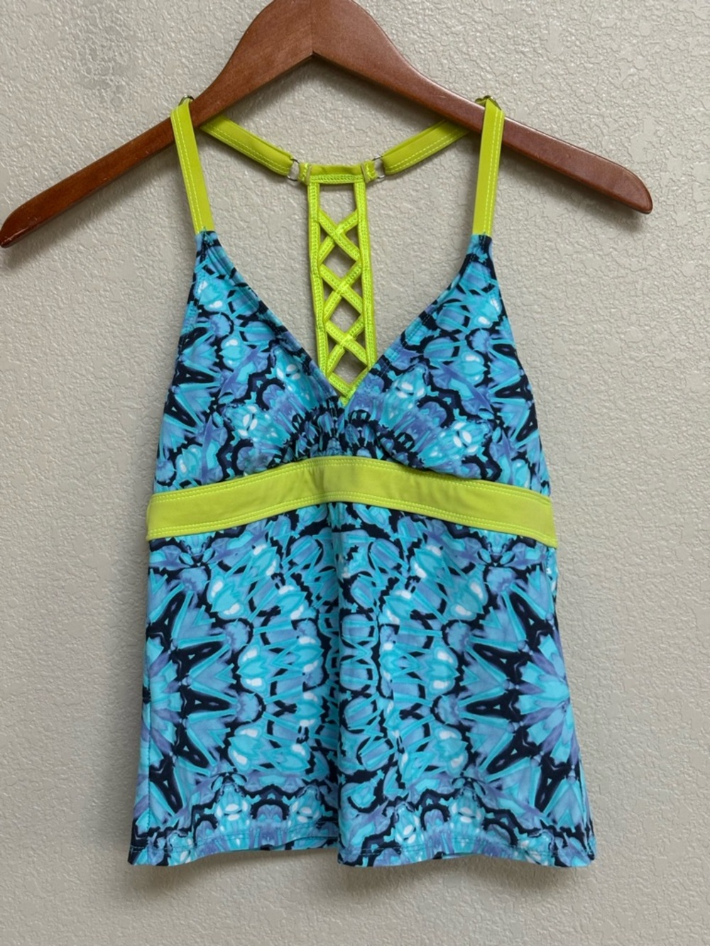 Title Nine Blue Green Pattern Tankini Top‎ Women’s XS Swim Beach